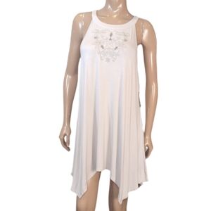 3/$20 Torrid Grey Sleeveless Embroidered Super Soft Halter Top Womens Size 2X